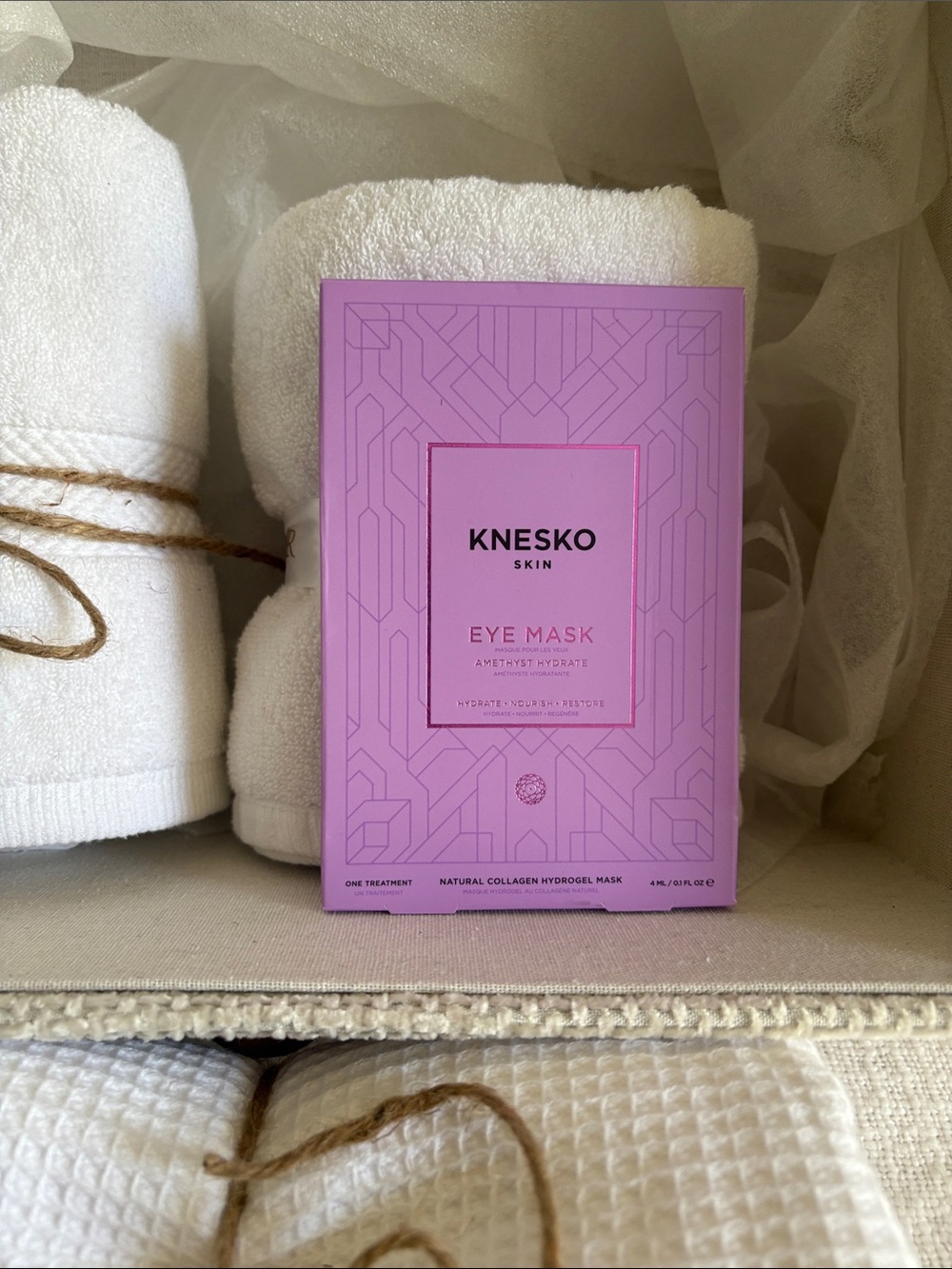 KNESKO SKIN Amethyst Hydrate Collagen Eye Mask (Single Treatment, 4 mL / 0.1 Fl.
